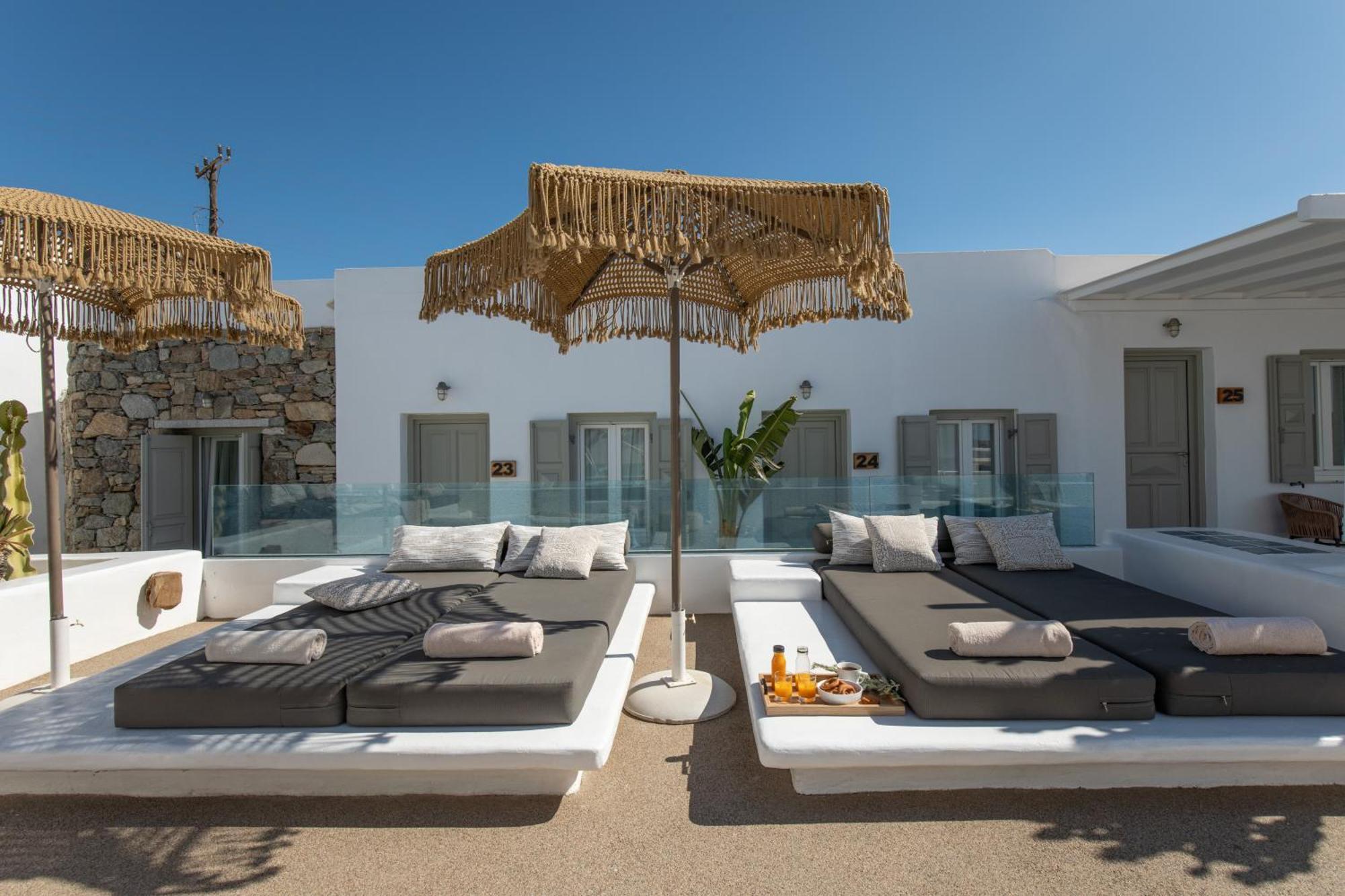 מלון Damianos Mykonos 3*